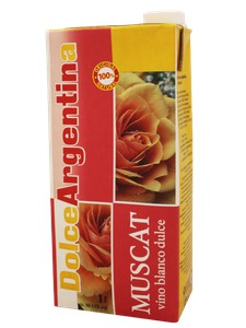 Вино Мускат Dolce Argentina бел. сл. 10-12% т/пак 1л (Россия)
